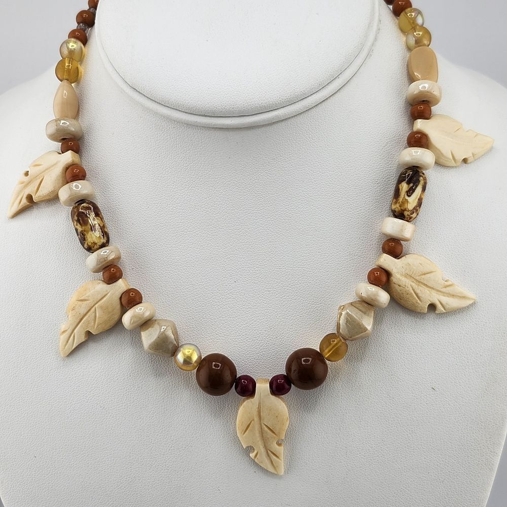 Carved Leaf Mixed Bead Necklace